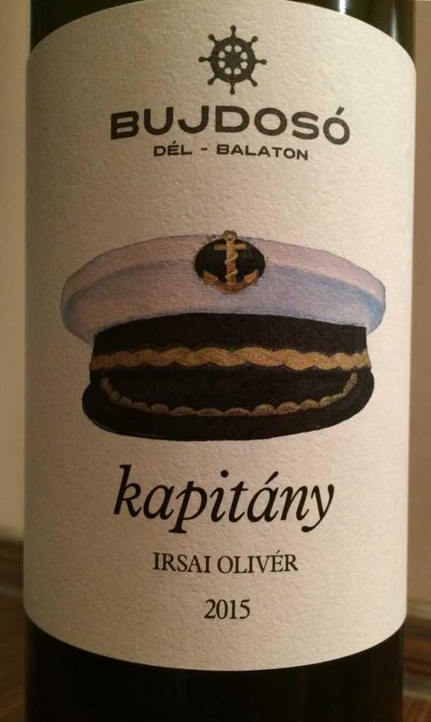 04. Balaton Bujdoso_Kapitany_white