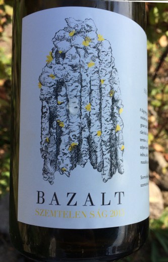 04-bazalt-szemtelen-sag-jufark-2015